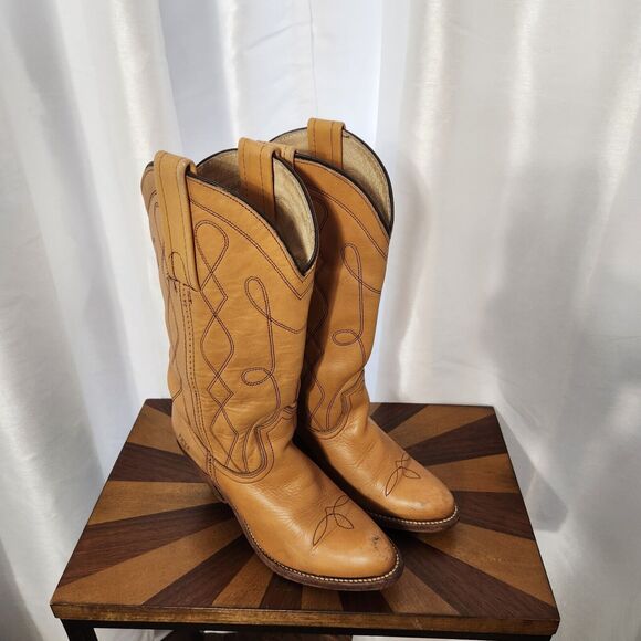 Vintage Frye Tan Leather Western Boots - Picture 14 of 15